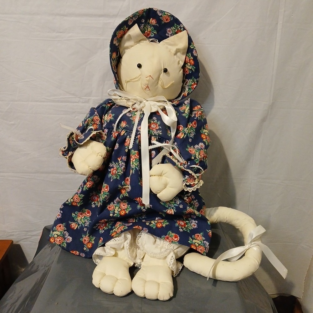 Vintage Stuffed Cat Blue Floral Dress With Bloomers, Ribbons‎ And Bows 1980s